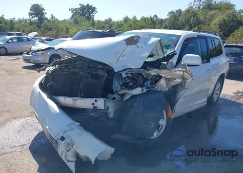 2010 Toyota Highlander Base V6 из США, поврежденный, VIN 5TDZK3EH6AS015845